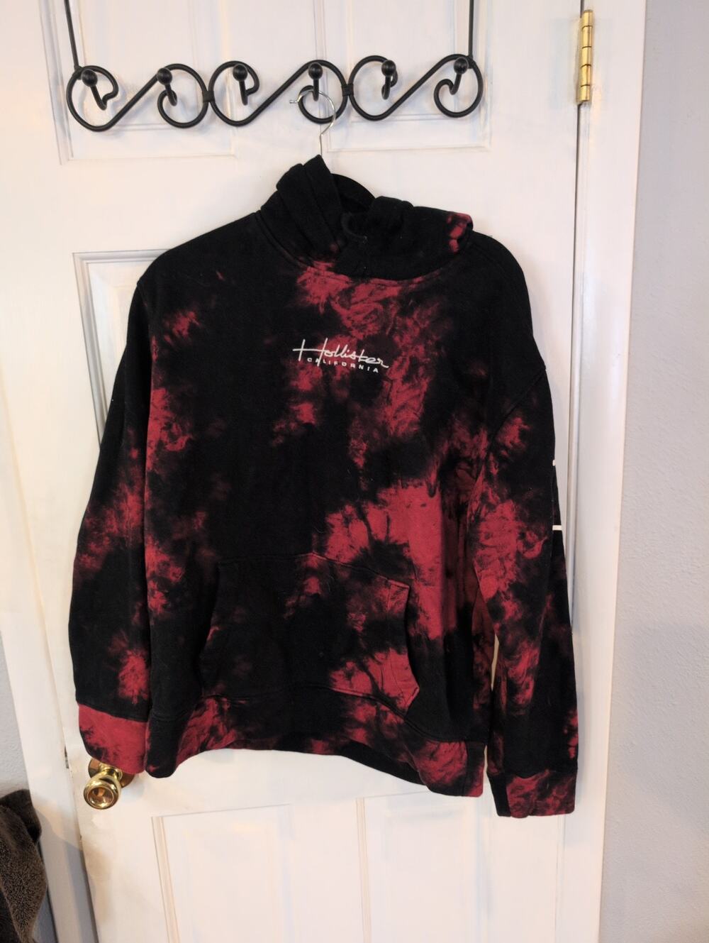Hollister | Red And Black Tie-Dye Hoodie | Large